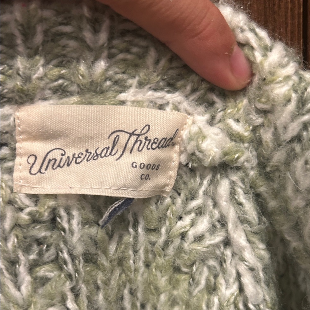 Universal Thread Textured Gray Sweater - Picture 2 of 3